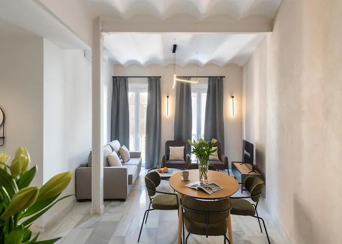 Magno San Gil - Shared Jacuzzi Apartment