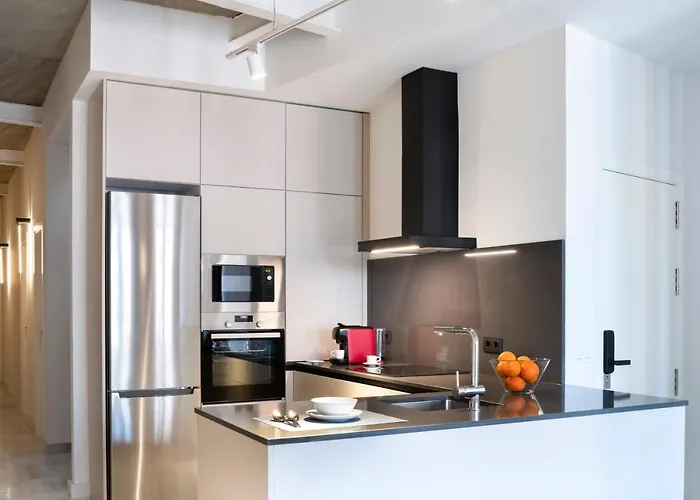 Magno San Gil - Shared Jacuzzi Apartment Seville